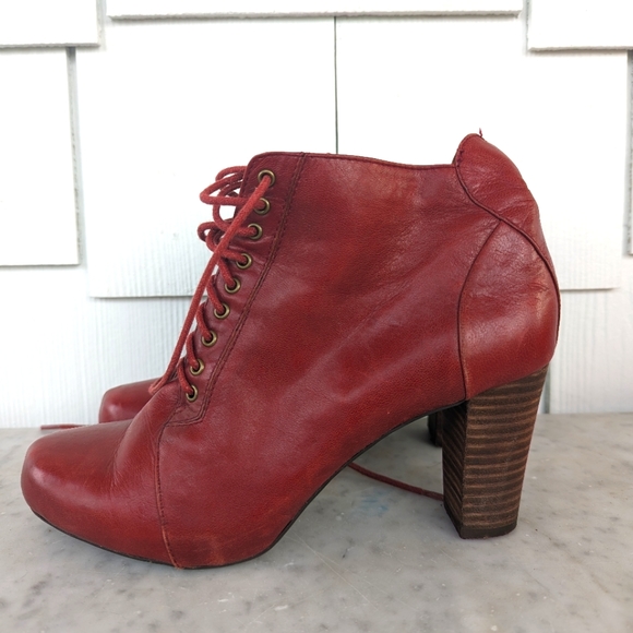 Nine West burgundy leather lace booties - Picture 2 of 5